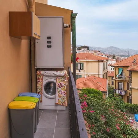 Matty's - Center - Sea View - Free Parking - Strategic Area * San Remo