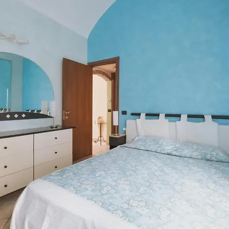 Apartment Matty's - Center - Sea View - Free Parking - Strategic Area *