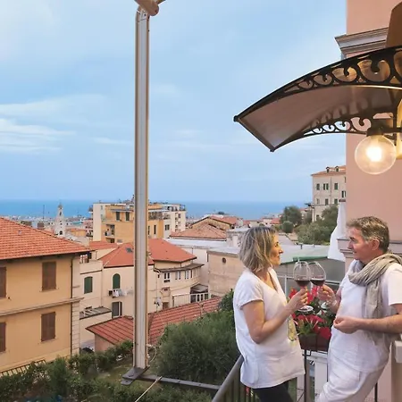 Apartment Matty's - Center - Sea View - Free Parking - Strategic Area *